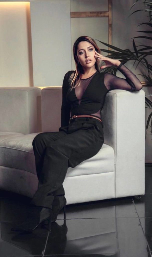 5 Promo Models