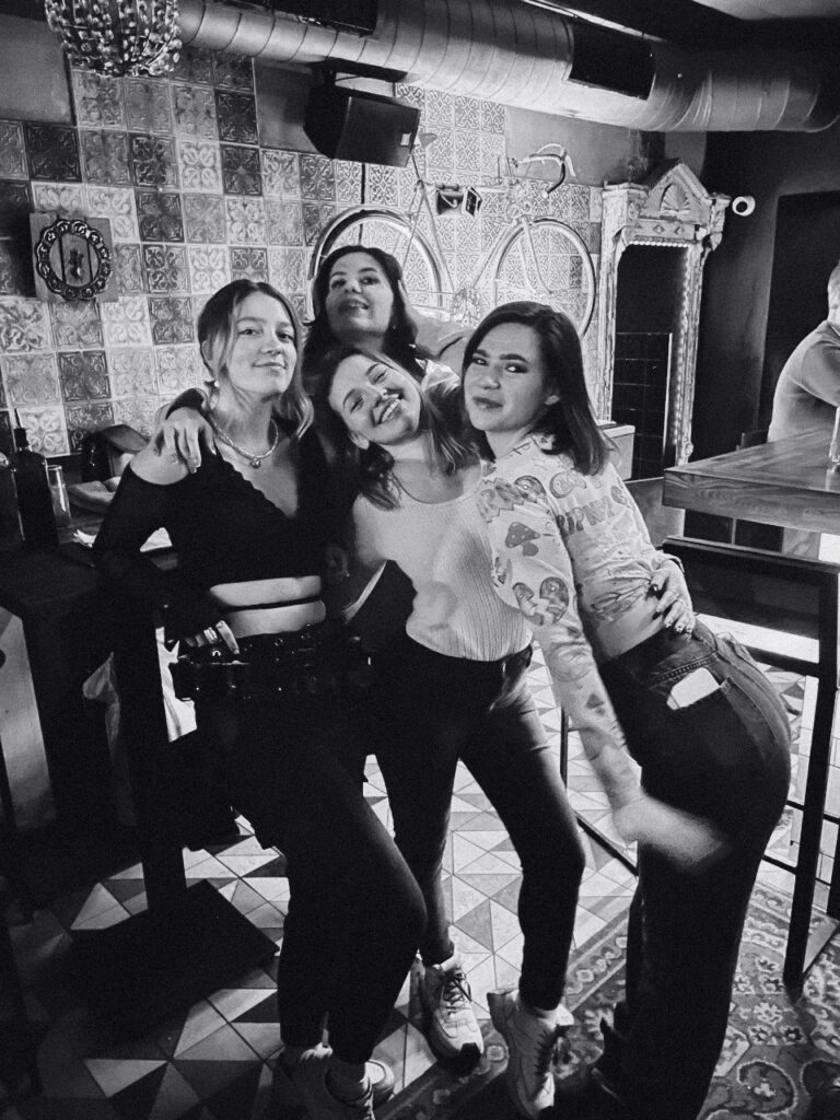 Teguila Girls